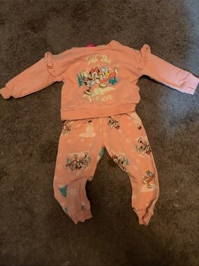 Disney Pink Minnie & Daisy Holiday Lounge Set